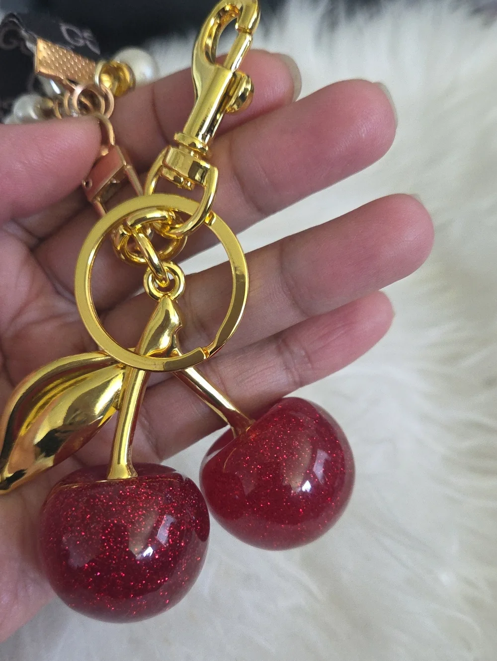 N/A stylish gold